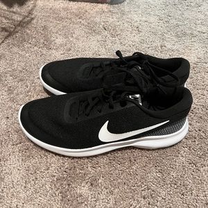 Nike flex experience rn 7